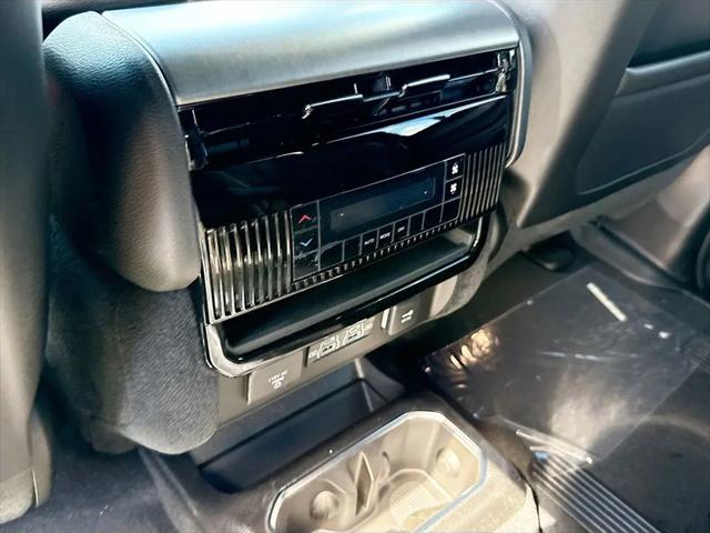 2026 Jeep Grand Wagoneer 4x2