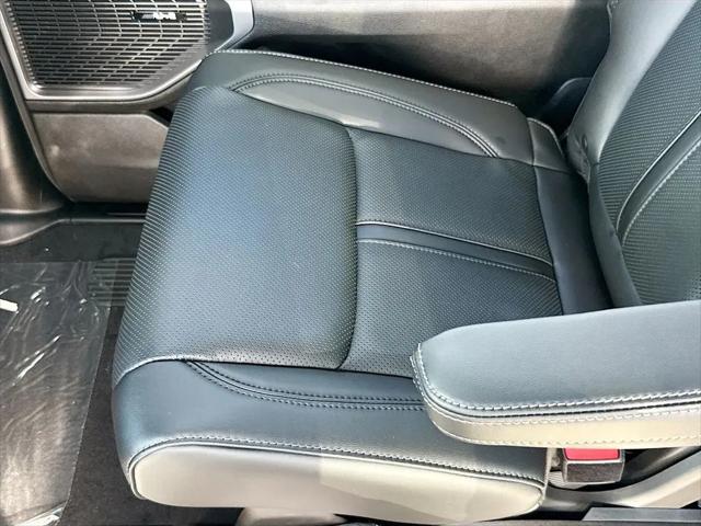 2026 Jeep Grand Wagoneer 4x2