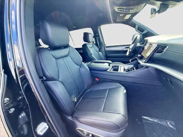 2026 Jeep Grand Wagoneer 4x2