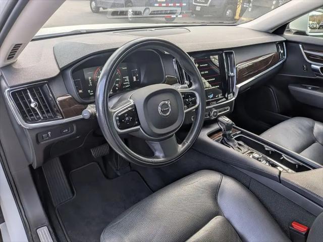 2018 Volvo S90 T5 Momentum