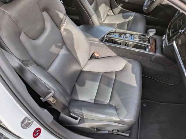 2018 Volvo S90 T5 Momentum