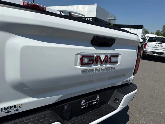 2026 GMC Canyon AT4, 4WD