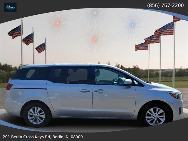 2018 Kia Sedona LX