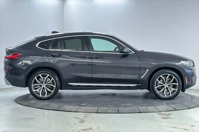 2023 BMW X4 xDrive30i