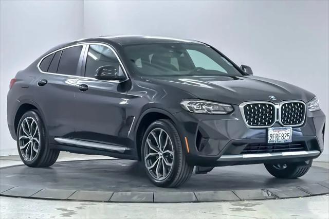 2023 BMW X4 xDrive30i