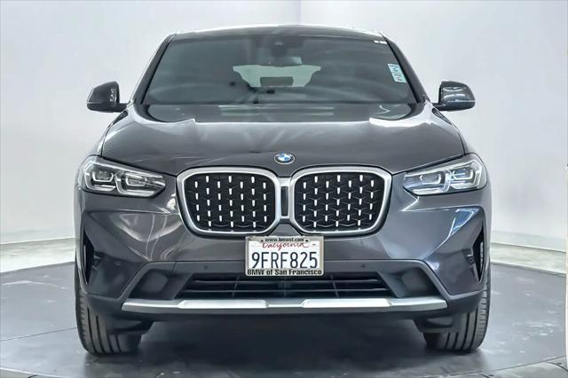 2023 BMW X4 xDrive30i