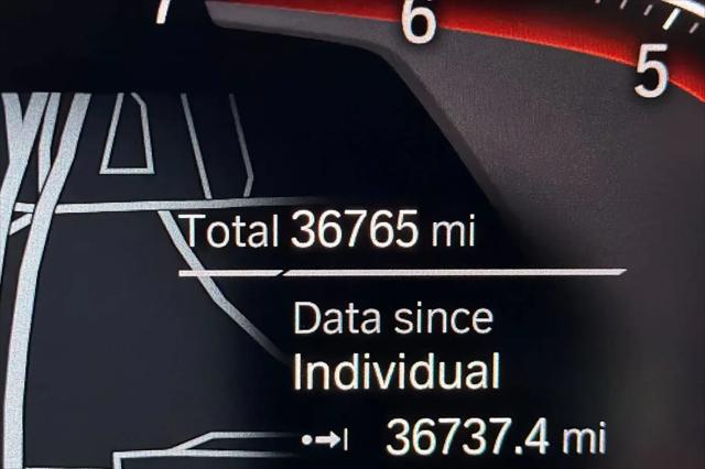 2023 BMW X4 xDrive30i