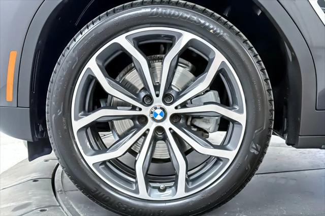 2023 BMW X4 xDrive30i