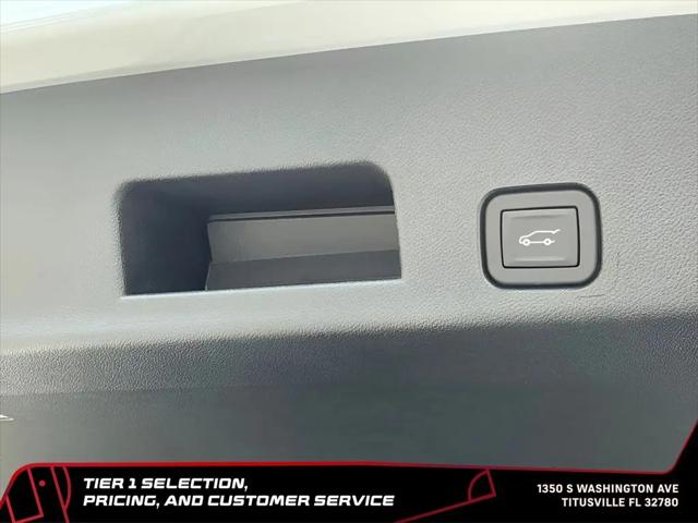 2026 GMC Acadia Denali Ultimate FWD