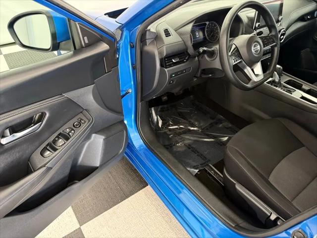 2023 Nissan Sentra SV Xtronic CVT