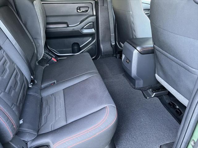 2025 Nissan Frontier Crew Cab PRO-4X 4x4