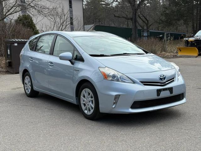 2014 Toyota Prius v Three