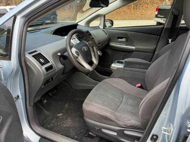 2014 Toyota Prius v Three