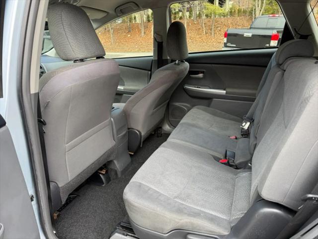 2014 Toyota Prius v Three