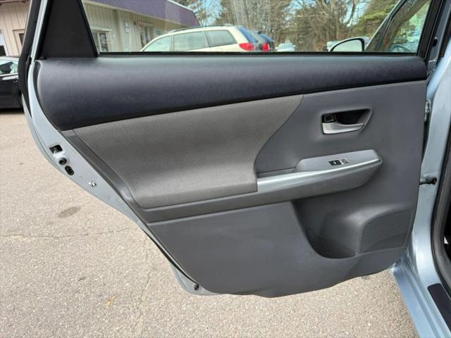 2014 Toyota Prius v Three