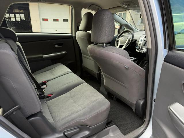 2014 Toyota Prius v Three