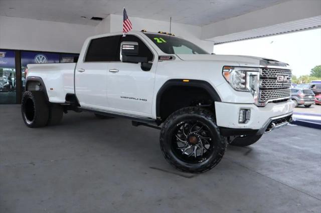 2021 GMC Sierra 3500HD 4WD Crew Cab Long Bed Denali
