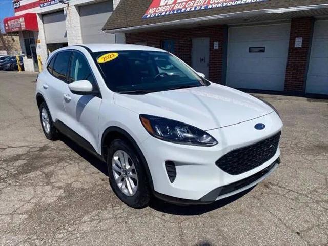 2021 Ford Escape SE Hybrid