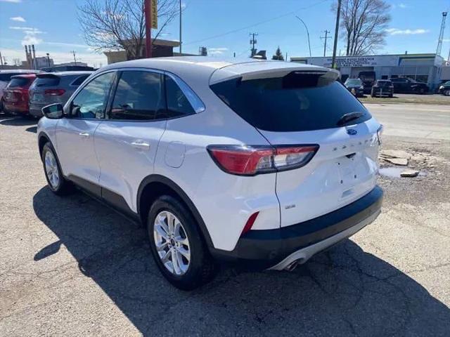 2021 Ford Escape SE Hybrid