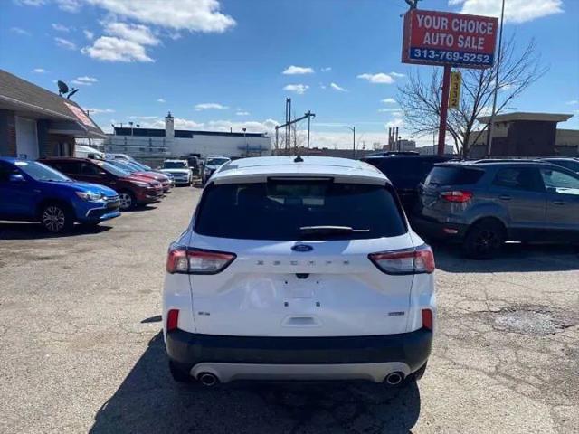 2021 Ford Escape SE Hybrid