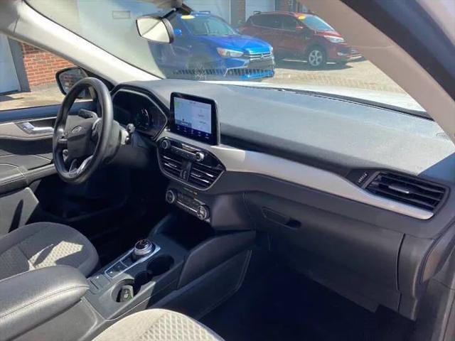 2021 Ford Escape SE Hybrid