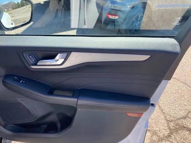 2021 Ford Escape SE Hybrid