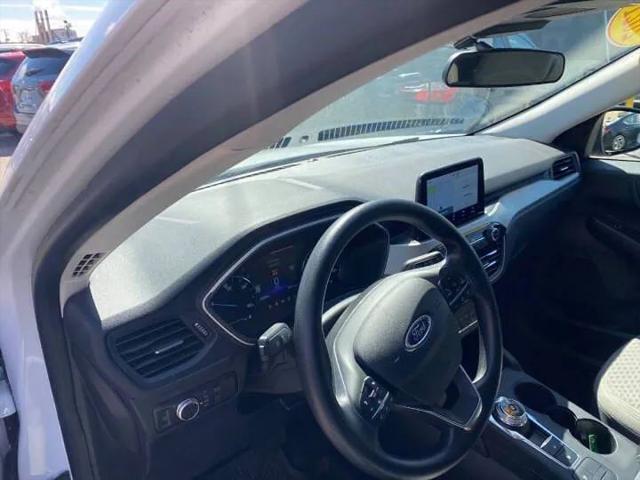 2021 Ford Escape SE Hybrid