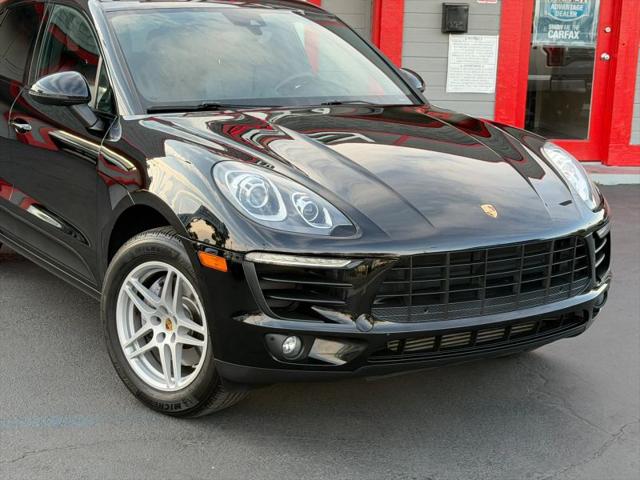 2017 Porsche Macan Base
