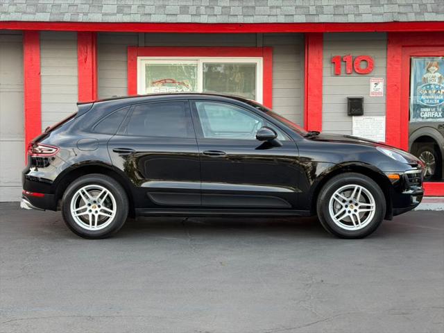 2017 Porsche Macan Base