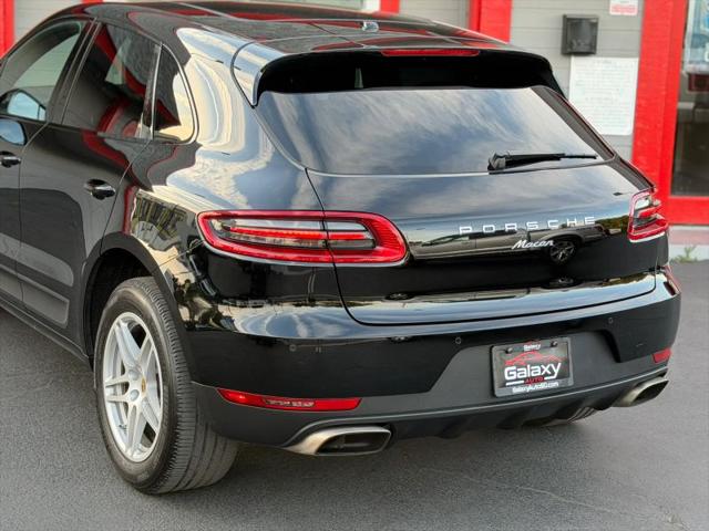 2017 Porsche Macan Base