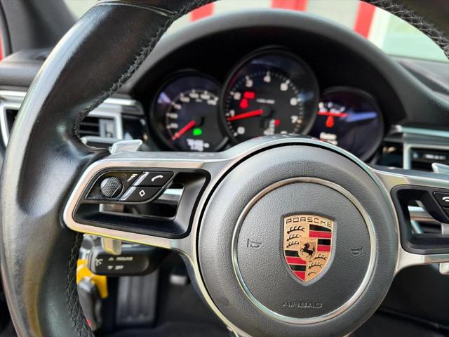 2017 Porsche Macan Base