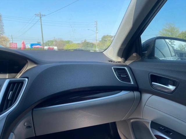 2017 Acura TLX w/Technology Package