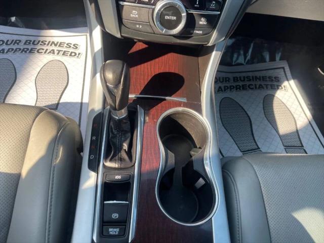 2017 Acura TLX w/Technology Package