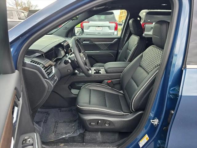 2026 GMC Acadia Denali AWD