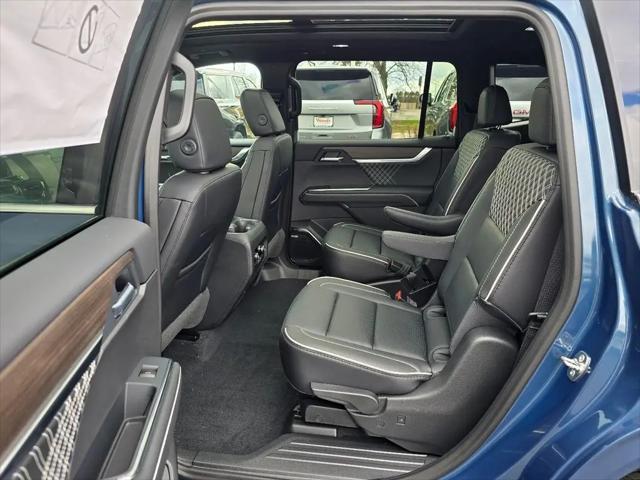 2026 GMC Acadia Denali AWD