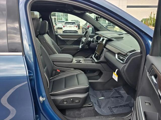 2026 GMC Acadia Denali AWD