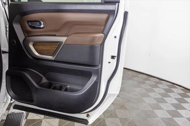 2021 Nissan Titan Crew Cab Platinum Reserve 4x4