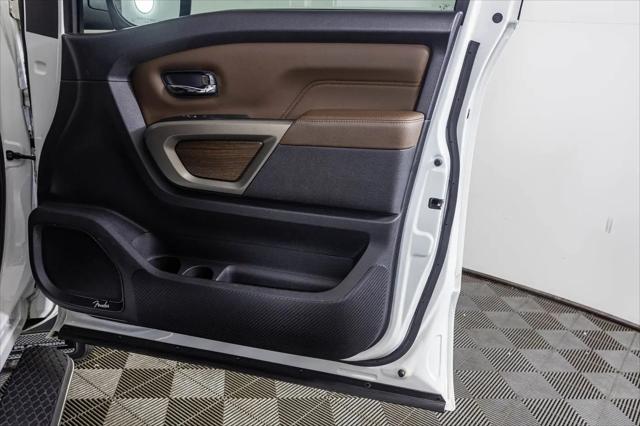 2021 Nissan Titan Crew Cab Platinum Reserve 4x4