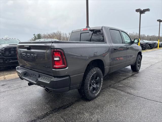 2026 Ram 1500 Warlock Crew Cab 4x4 5'7" Box