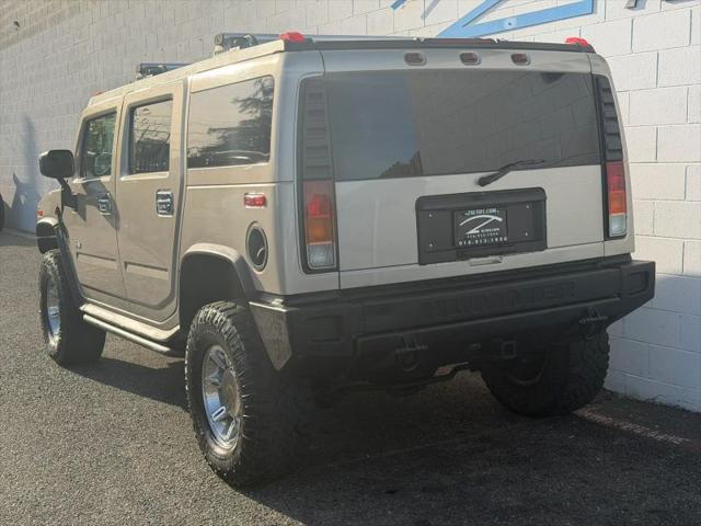 2004 HUMMER H2 Base