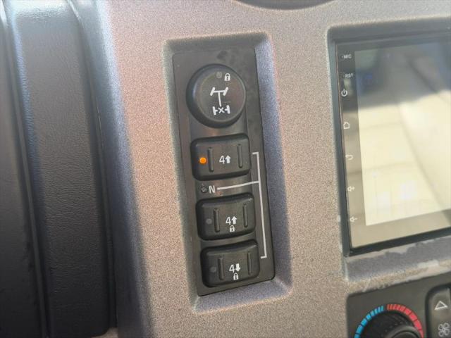 2004 HUMMER H2 Base