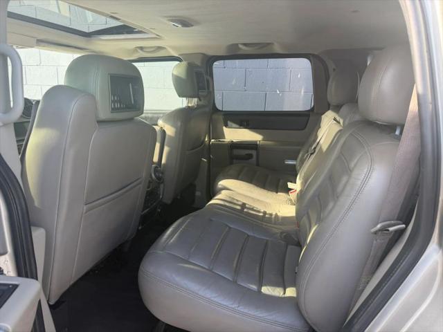2004 HUMMER H2 Base