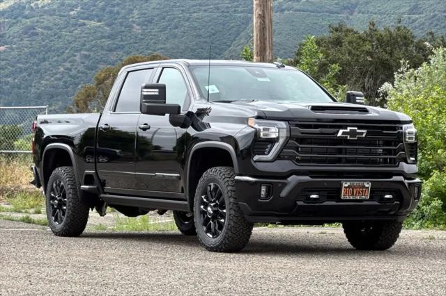 2026 Chevrolet Silverado 3500HD Crew Cab, Standard Bed, High Country, 4WD