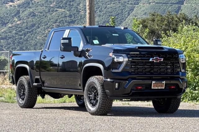2026 Chevrolet Silverado 2500HD Crew Cab, Standard Bed, XR2, 4WD