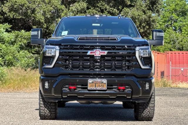 2026 Chevrolet Silverado 2500HD Crew Cab, Standard Bed, XR2, 4WD