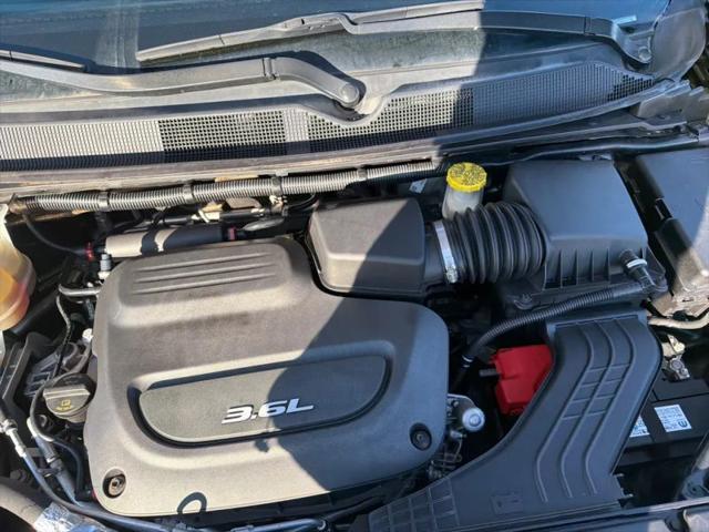 2017 Chrysler Pacifica Touring-L