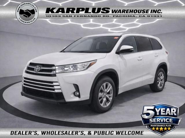 2019 Toyota Highlander XLE for sale in Pacoima, CA