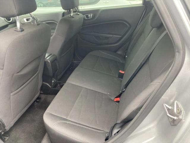 2016 Ford Fiesta SE