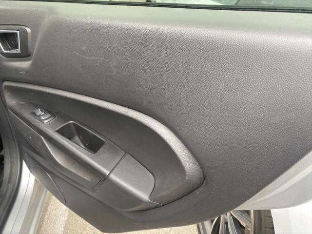 2016 Ford Fiesta SE