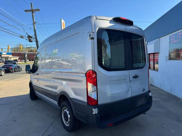 2022 Ford Transit Cargo Van Medium Roof w/RWB